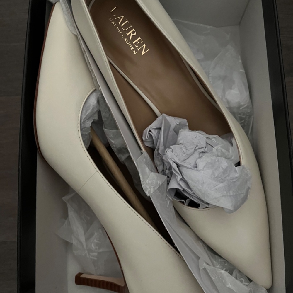 Lauren Ralph Beige - Picture 4 of 4